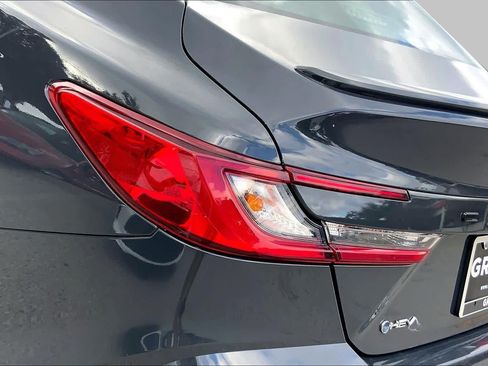 Used 2025 Toyota Camry SE FWD image 27