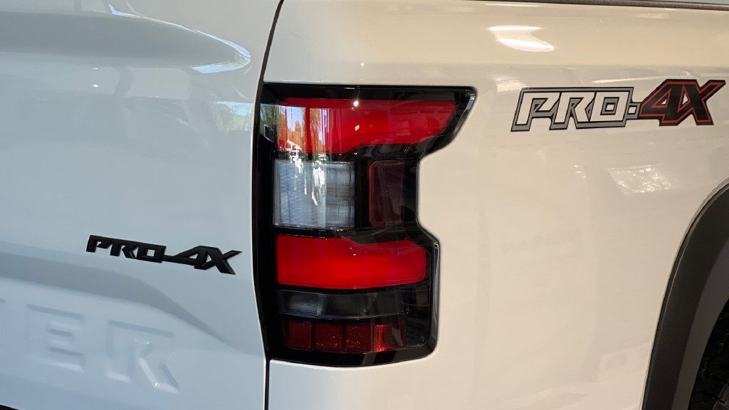 Certified 2023 Nissan Frontier PRO-4X w/ Pro-4X Premium Package AWD/4WD image 26