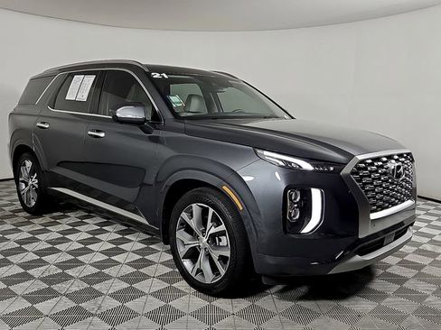 Used 2021 Hyundai Palisade Limited FWD image 3