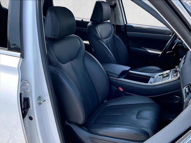 Used 2020 Hyundai Palisade SEL w/ Premium Package FWD image 9