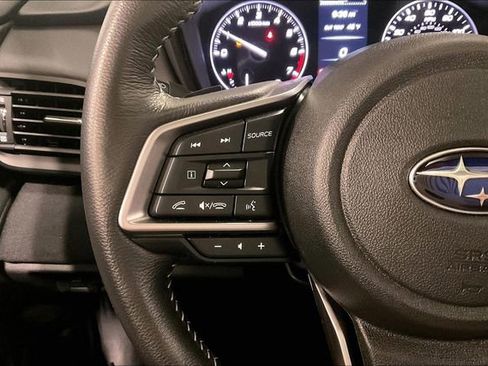 Used 2025 Subaru Outback Premium image 18