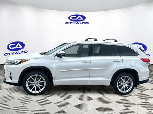 Used 2018 Toyota Highlander Limited Platinum w/ Protection Package #3 image 7