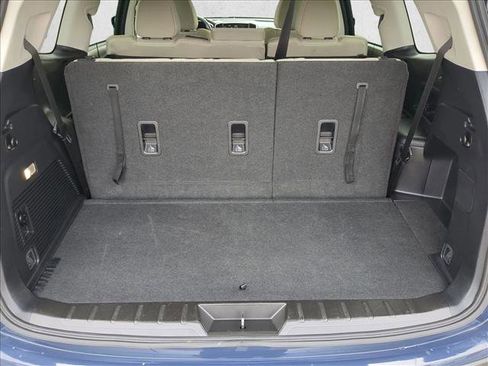 Certified 2025 Subaru Ascent Premium image 6