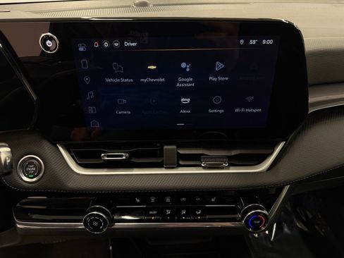 Used 2025 Chevrolet Equinox LT image 14