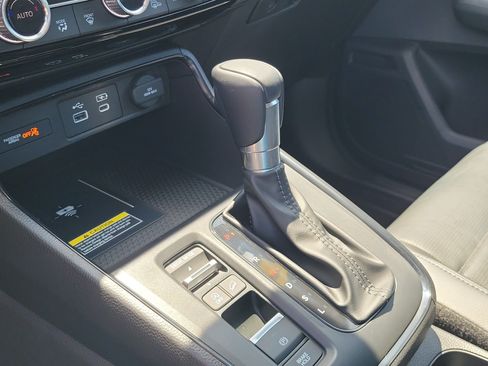 Used 2025 Honda CR-V EX-L image 27