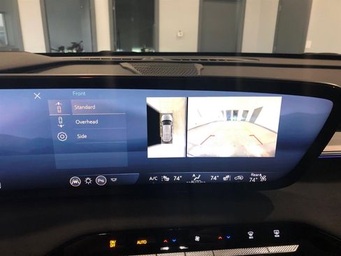 Used 2025 Buick Enclave Preferred image 20