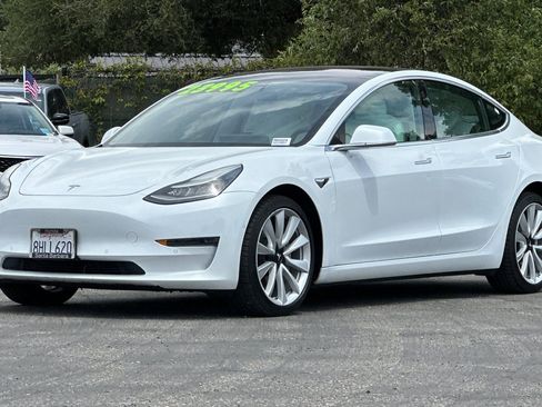 Used 2018 Tesla Model 3 Long Range AWD/4WD image 8