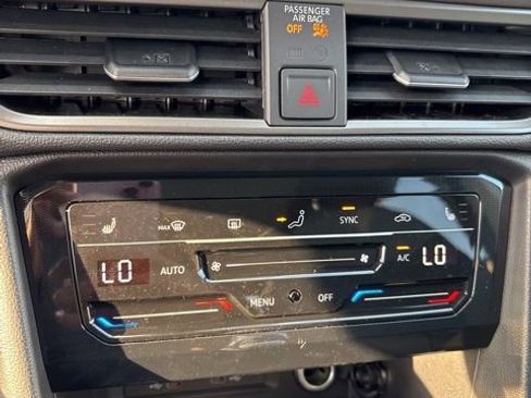 New 2026 Volkswagen Taos SE AWD/4WD image 18