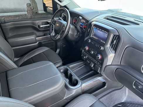 Used 2023 Chevrolet Silverado 2500 LTZ w/ LTZ Premium Package image 41