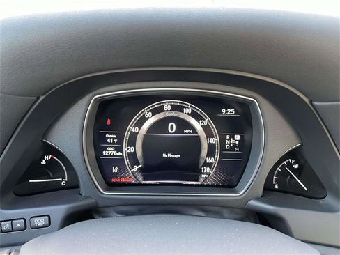 Used 2022 Lexus LS 500 image 25