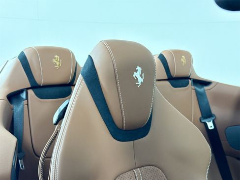 Certified 2024 Ferrari Roma Spider image 22