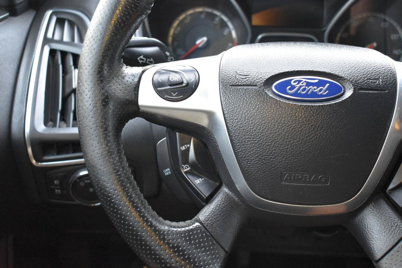 Used 2013 Ford Focus ST FWD image 25