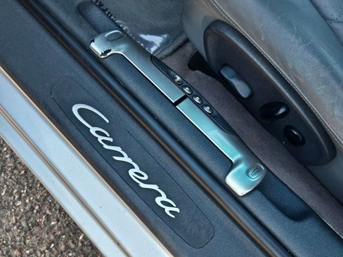 Used 1999 Porsche 911 Carrera image 14