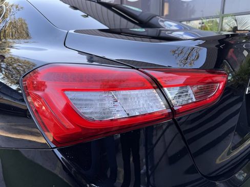 Used 2017 Maserati Ghibli image 9