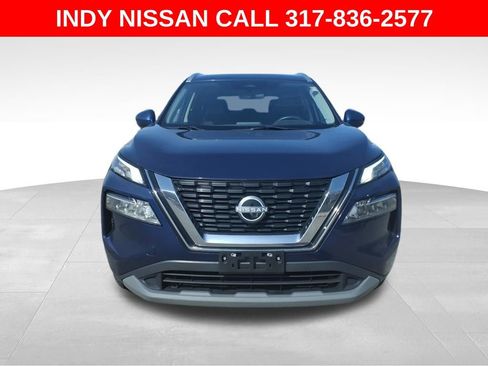 Used 2023 Nissan Rogue SV w/ SV Premium Package image 3