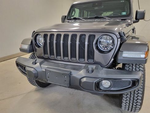 Used 2021 Jeep Wrangler Unlimited Sahara AWD/4WD image 2