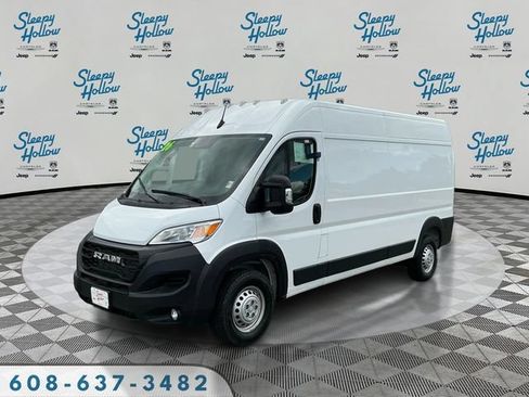 Used 2026 RAM ProMaster 2500 w/ Convenience Group FWD image 1