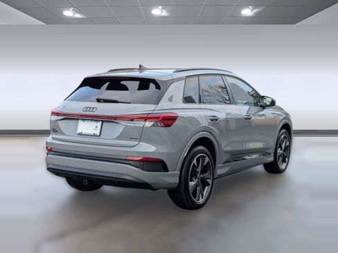Used 2024 Audi Q4 e-tron Prestige w/ Black Optic Package image 9