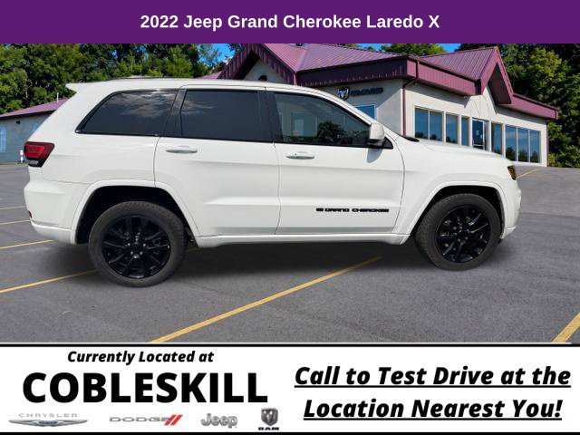 Used 2022 Jeep Grand Cherokee Laredo X AWD/4WD image 3