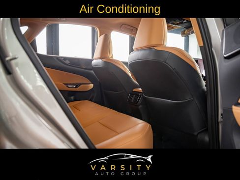 Used 2025 Lexus NX 250 FWD w/ Towing Package (2000 Lbs) image 15