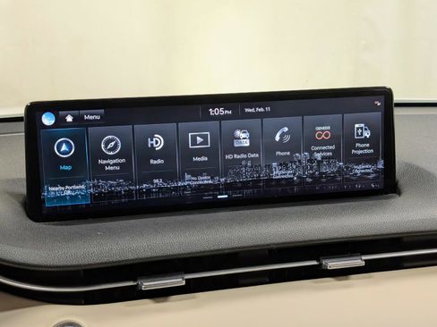 Used 2023 Genesis GV70 2.5T w/ Cargo Package image 33