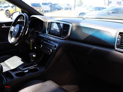 Used 2020 Kia Sportage S FWD image 35