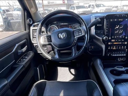 Used 2022 RAM 3500 Laramie AWD/4WD image 5