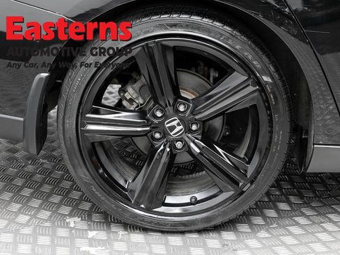 Used 2025 Honda Accord Sport image 29