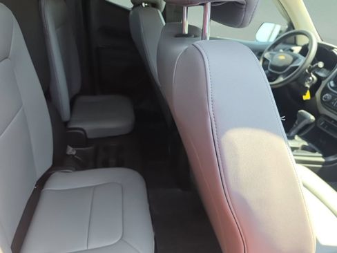 Used 2019 Chevrolet Colorado W/T w/ WT Convenience Package RWD image 29