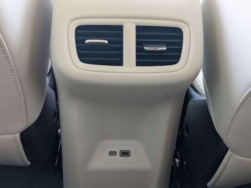 Used 2023 Buick Envision Preferred AWD/4WD image 32