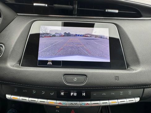 Used 2021 Cadillac XT4 Premium Luxury image 20