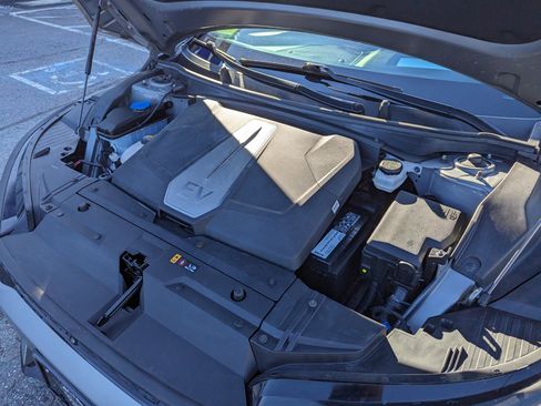 Used 2022 Kia EV6 GT-Line w/ GT-Line Suede Seat Package image 48