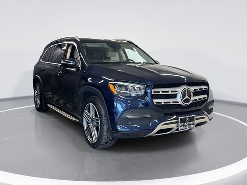 Used 2022 Mercedes-Benz GLS 450 4MATIC image 3