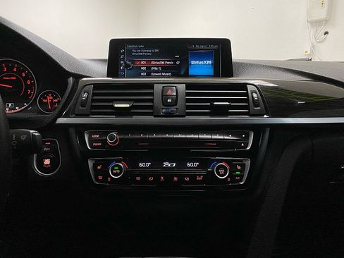 Used 2017 BMW 430i Coupe image 18