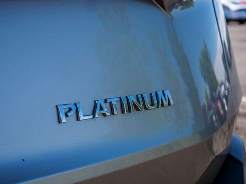 Used 2023 Nissan Rogue Platinum w/ Platinum Premium Package FWD image 11
