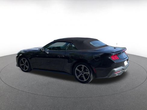 Used 2024 Ford Mustang Premium image 10