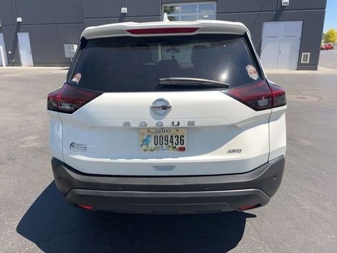 Used 2021 Nissan Rogue S AWD/4WD image 11
