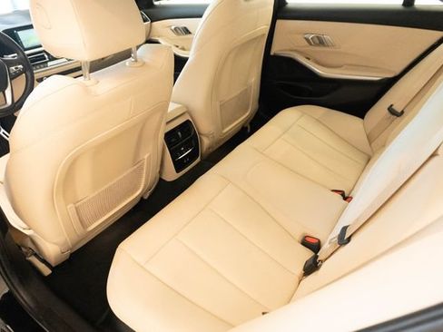 Used 2021 BMW 330i Sedan w/ Convenience Package RWD image 18
