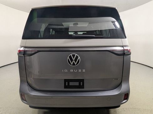 Used 2025 Volkswagen ID. Buzz 1st Edition AWD/4WD image 7