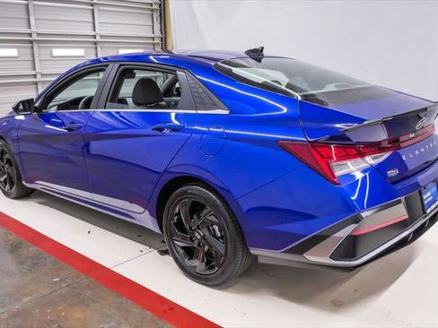 New 2026 Hyundai Elantra SEL Sport Premium FWD image 8