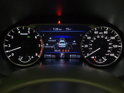 Used 2025 Nissan Altima 2.5 SV FWD image 23