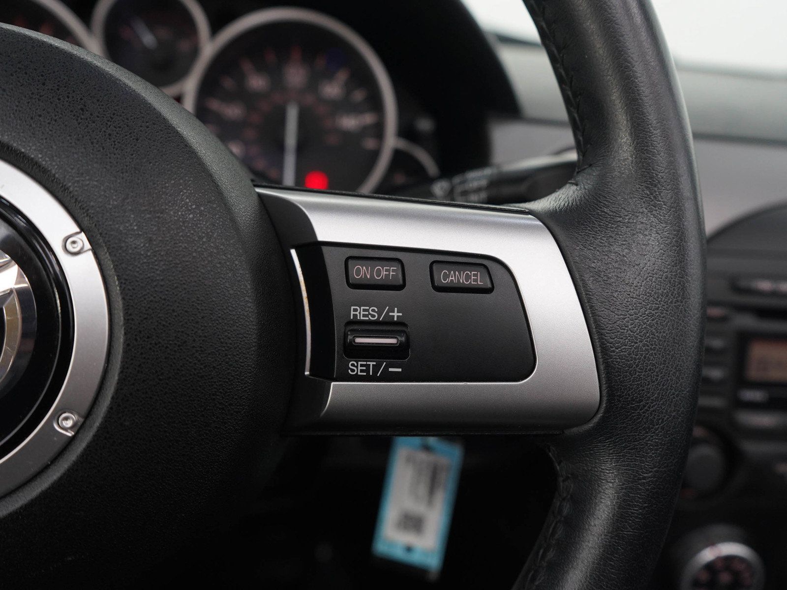 Used 2010 MAZDA MX-5 Miata Sport w/ Convenience Pkg RWD image 18
