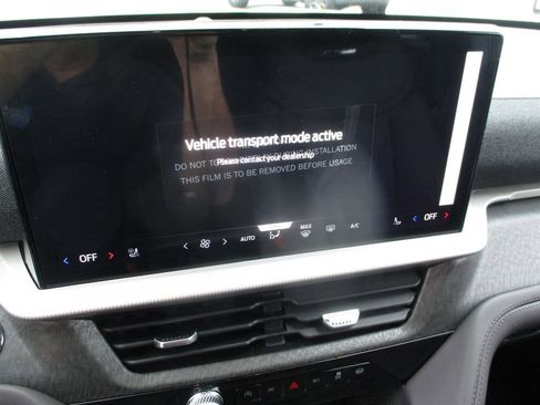 New 2026 Ford Explorer Platinum image 16