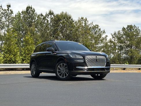 Used 2025 Lincoln Corsair FWD w/ Equipment Group 101A image 2