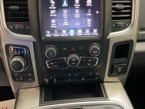 Used 2017 RAM 1500 Big Horn AWD/4WD image 3
