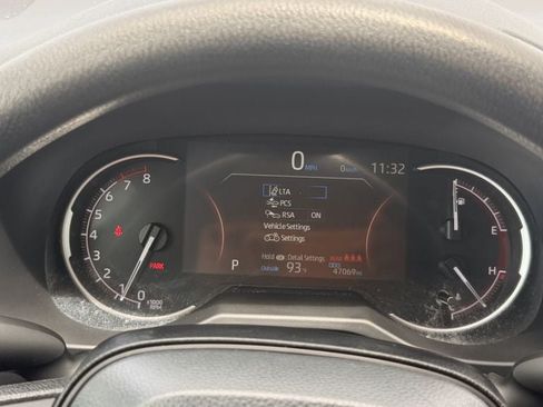 Used 2025 Toyota RAV4 LE FWD image 22