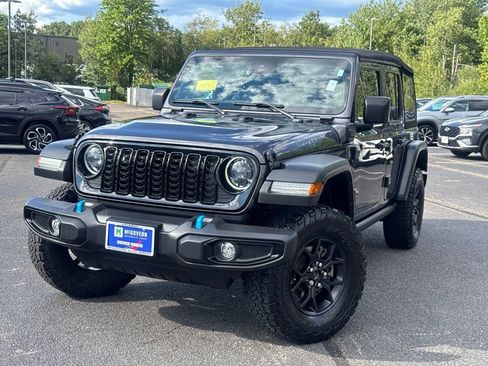 Used 2024 Jeep Wrangler Unlimited AWD/4WD image 1