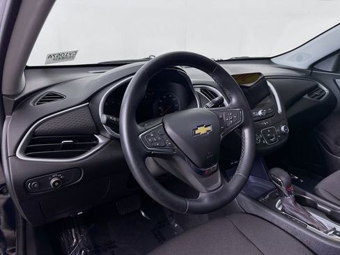 Used 2023 Chevrolet Malibu RS FWD image 11