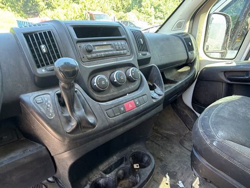 Used 2014 RAM ProMaster 1500 FWD image 15