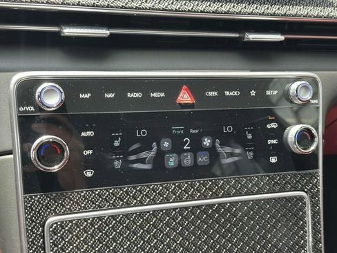 Used 2025 Genesis GV80 3.5T e-SC image 29